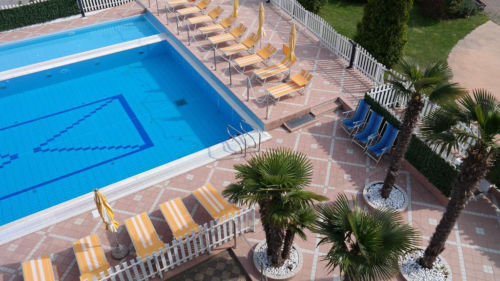 Villaggio Margherita Каорле Экстерьер фото